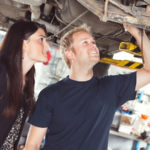 Stručný průvodce autoservisem, pokud autům vůbec nerozumíte