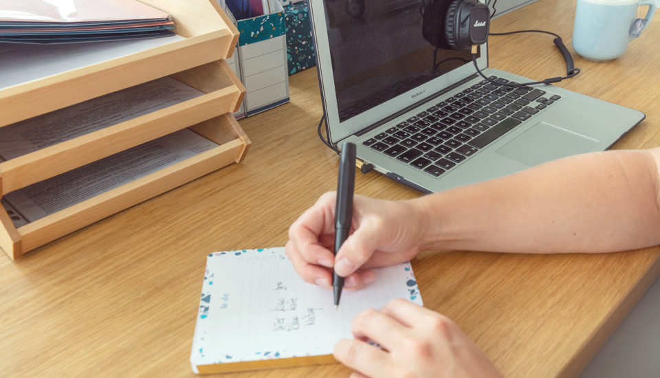 Co o vás prozradí pracovní stůl?