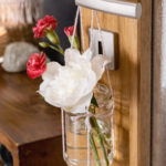 Závěsná vázička za pár vteřin. Návod, ke kterému stačí provázek a sklenice