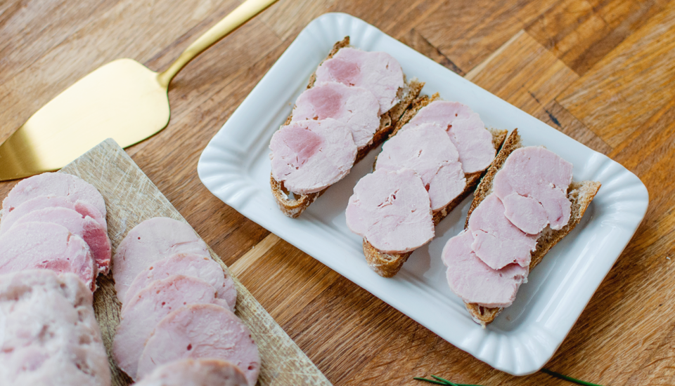 Rozhodla jsem se vyzkoušet domácí šunku bez šunkovaru. Povedla se?