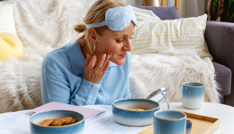 Na fyzičku posilovna, proti vráskám jóga! Vyzkoušela jsem speciální obličejová cvičení