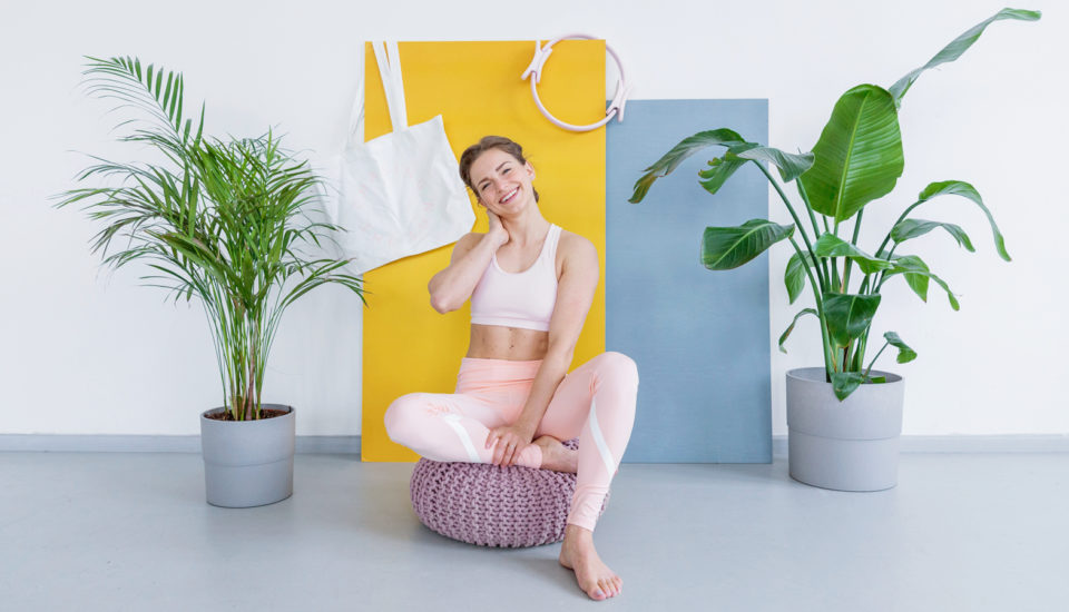 Trávíte hodně času u telefonu a bolí vás z toho za krkem? Ukážu vám, jak to napravit