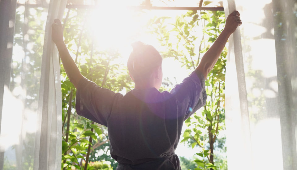 Moje spánková hygiena: Večer se nepřecpávám, čtu si, cvičím jógu, a spím tak lépe