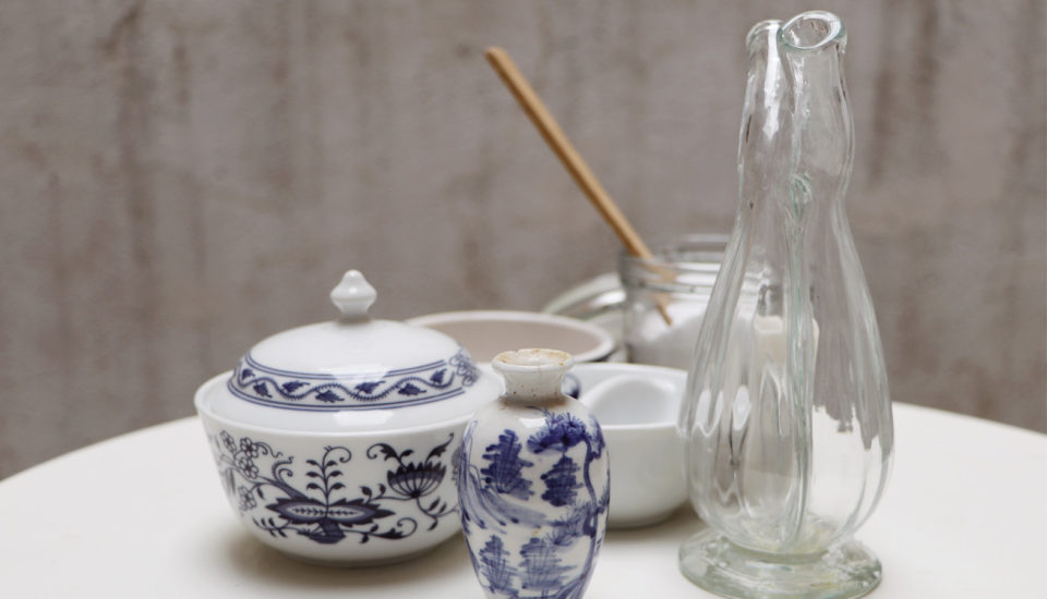 Jak vyčistit vintage kabát, vázu po babičce a další poklady z půdy, aby sloužily spoustu dalších let?